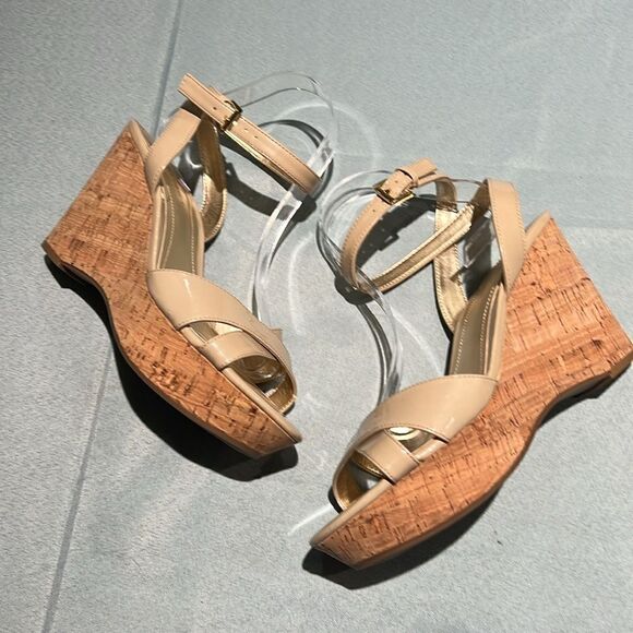 NWOB Marc Fisher Wedge Sandals Size 10M.  B55 - Picture 5 of 8